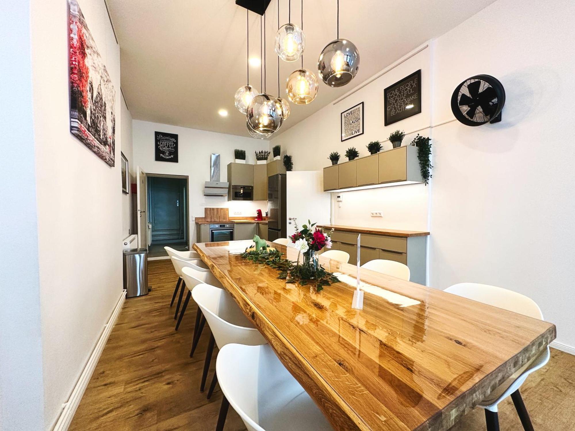 Fairapart 5 Rooms, 2 Baths, 120sq M Prenzlauer Berg Apartment *
