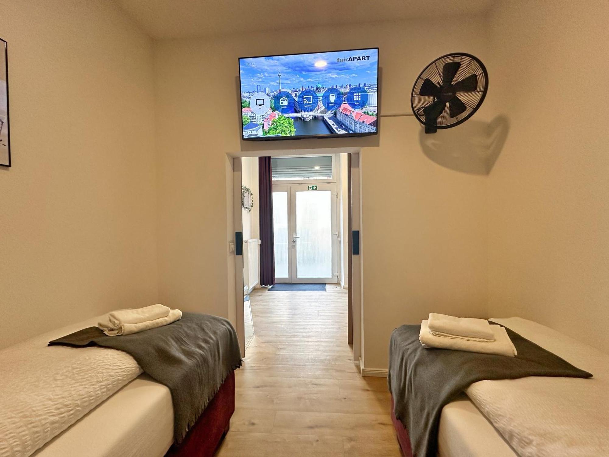 Fairapart 5 Rooms, 2 Baths, 120sq M Prenzlauer Berg Apartment Berlin